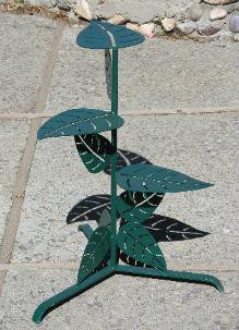 plant stand with plasma-cut leaves